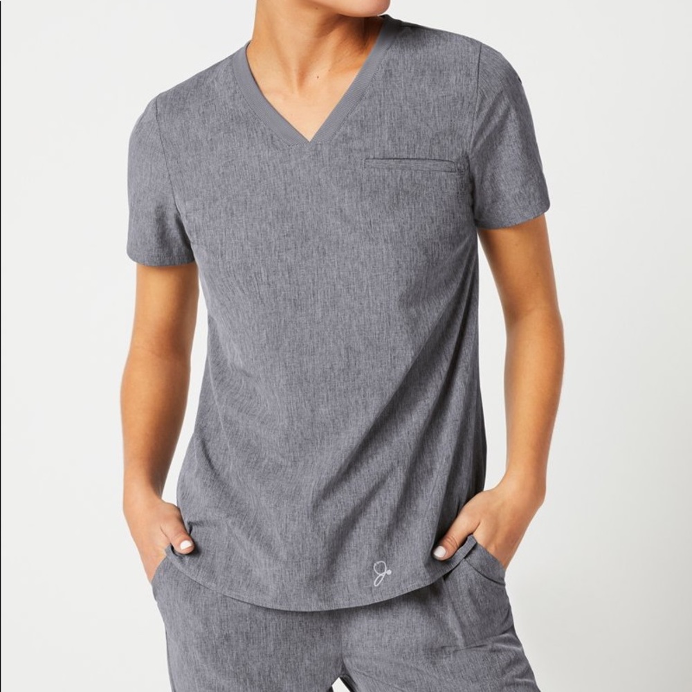 Jaanuu stride scrub set gray small